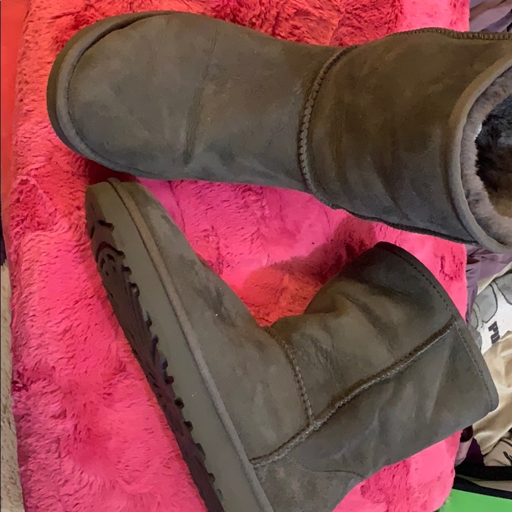 Brand new UGG size 9